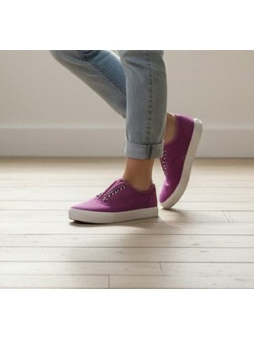 Pink Tie Free Canvas Sneakers Ladies Size 8